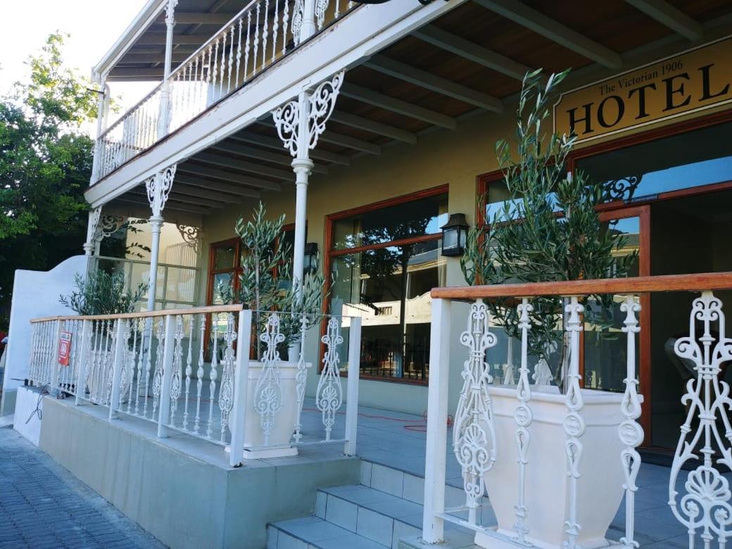 モンタギューThe Vic 1906 Self Catering Unitsアパートメント エクステリア 写真