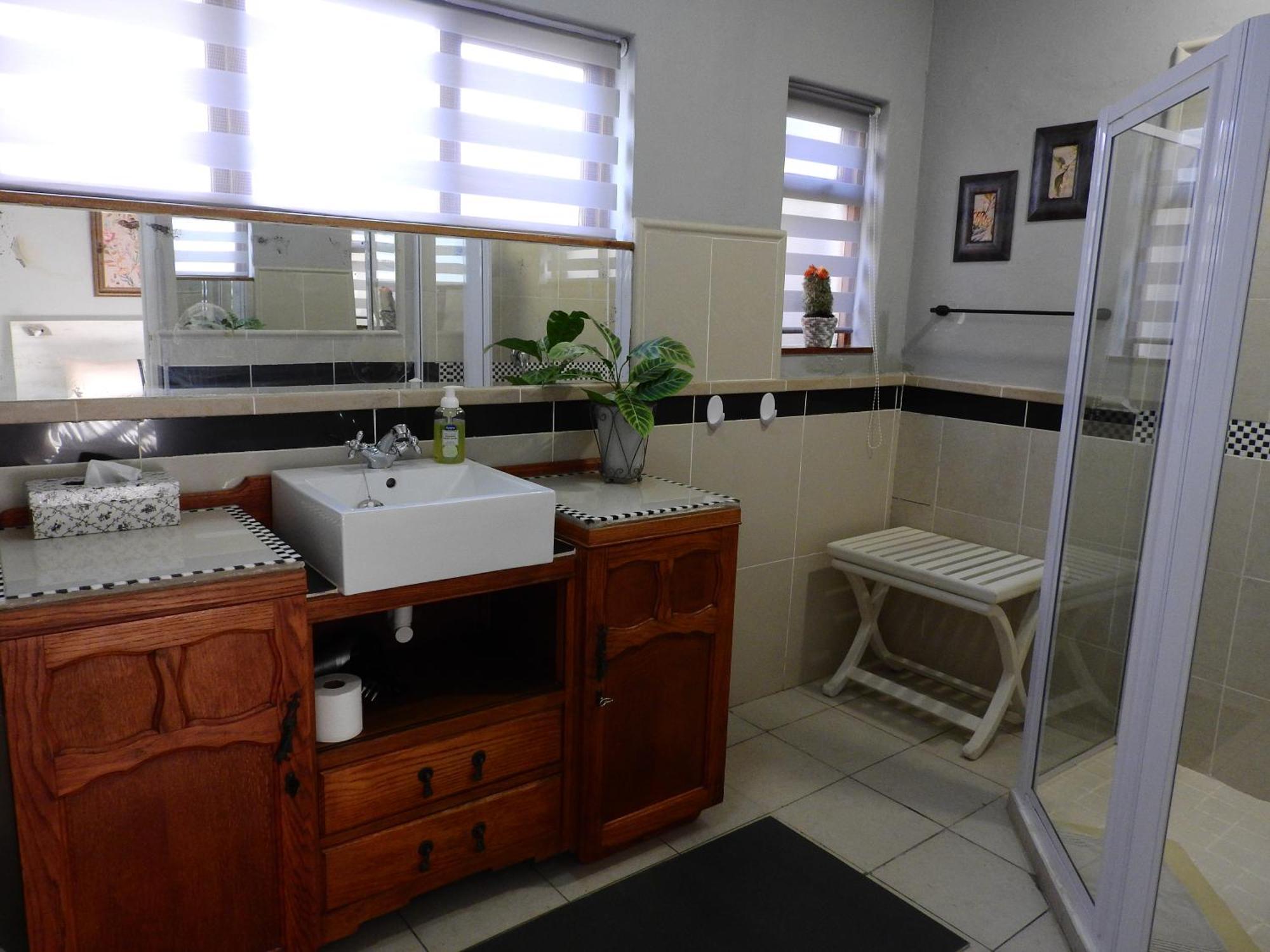 モンタギューThe Vic 1906 Self Catering Unitsアパートメント エクステリア 写真