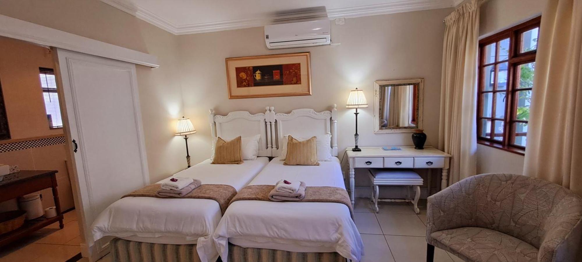 モンタギューThe Vic 1906 Self Catering Unitsアパートメント エクステリア 写真