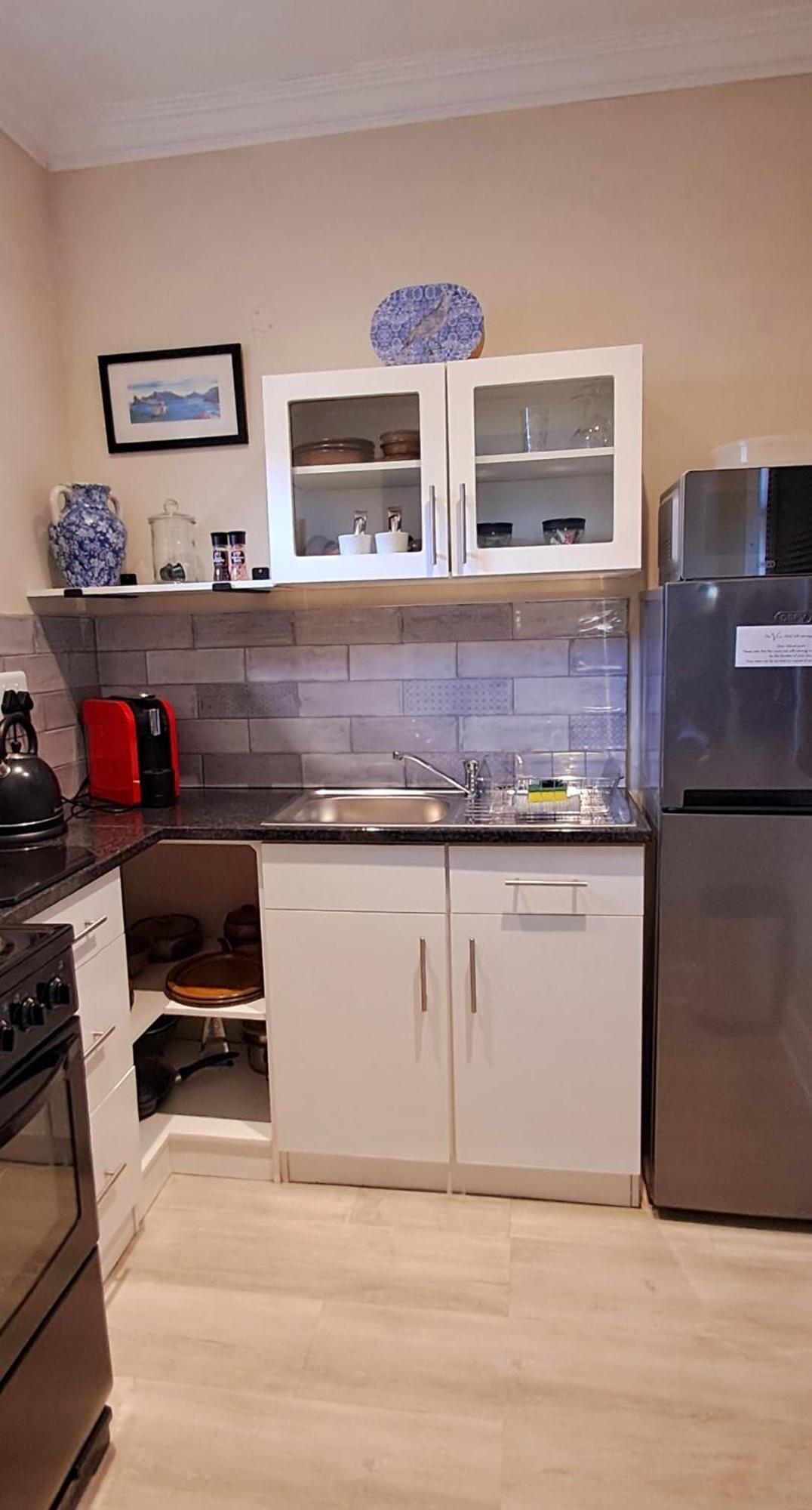 モンタギューThe Vic 1906 Self Catering Unitsアパートメント エクステリア 写真